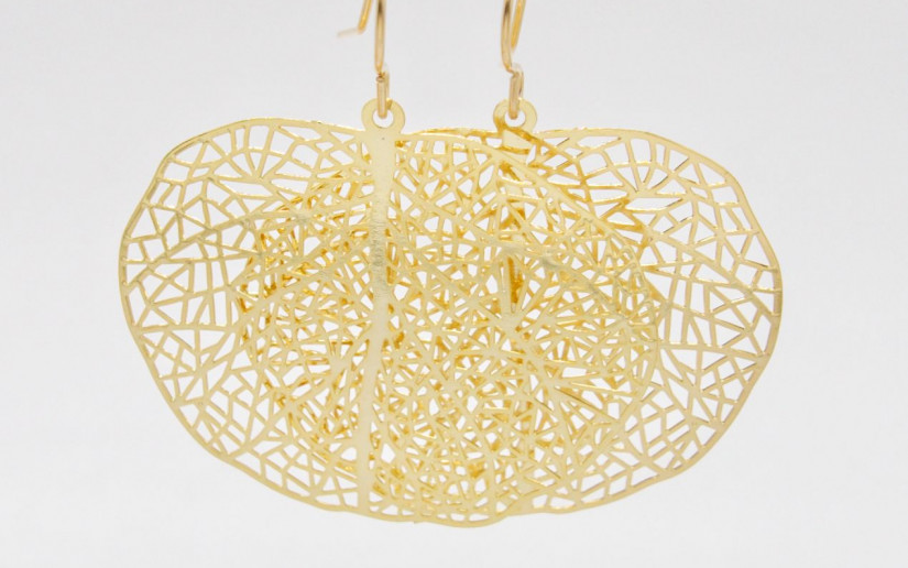 Filigrane goldene Blatt Ohrringe
