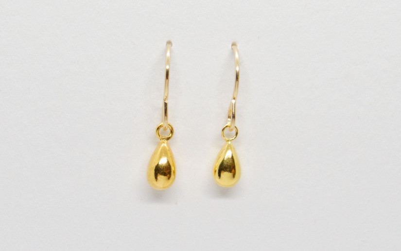 Goldene Tropfen Ohrringe