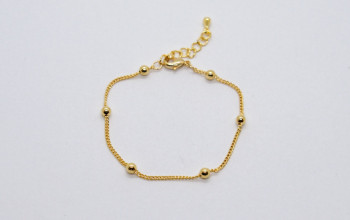 Goldene Satellit-Armkette