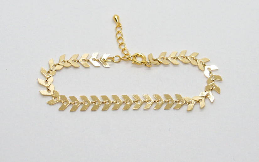 Goldenes Chevron Armband