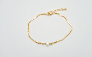 Goldene Fusskette mit Süsswasser Perle
