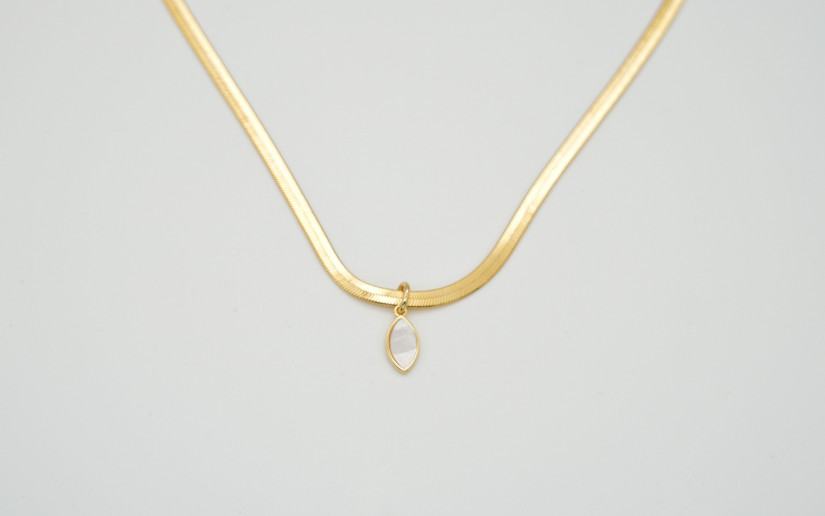 Goldene Snake Kette mit Perlmut-Tropfen-Anhänger