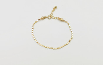 Schlichte goldene Armkette mit runden Gliedern