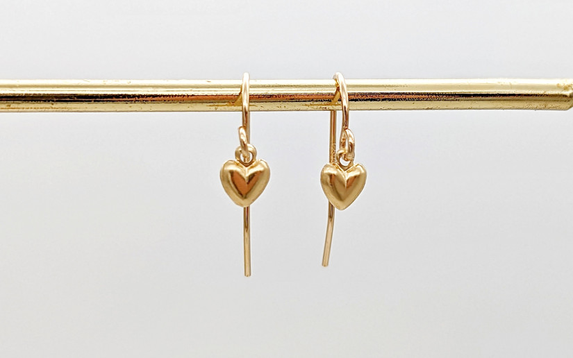 Feine Ohrringe mit Herz Anhänger