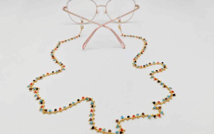 Brillenkette mit farbigen Perlen