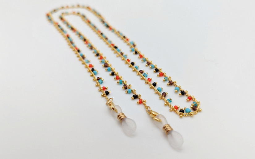 Brillenkette mit farbigen Perlen